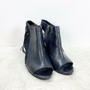 Reba 9 M Womens Black Leather Madame Fringe Ankle Booties